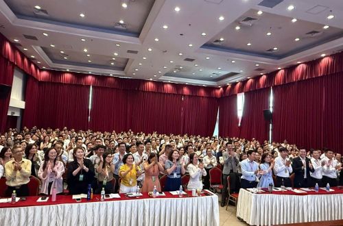 Sổ Đỏ Tân Phú Tuyển Dụng Môi Giới Nhà Phố HCM 2026