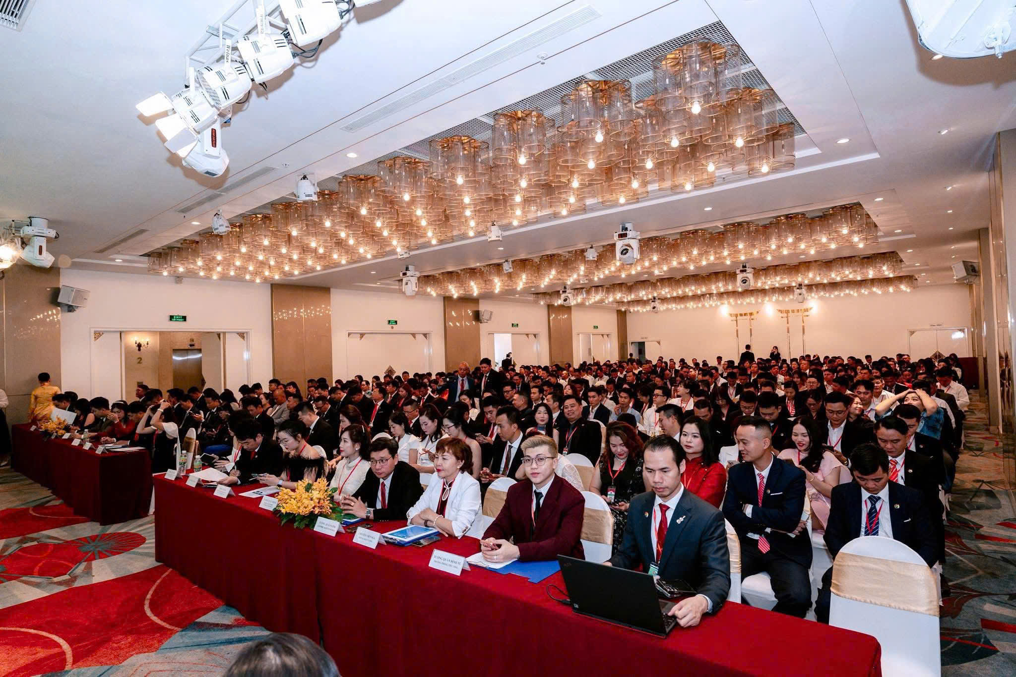 Sổ Đỏ Bình Chánh Tuyển 200 Môi Giới Vĩnh Lộc, Bà Điểm